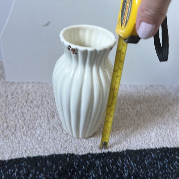 Vase - Picture 5 of 5